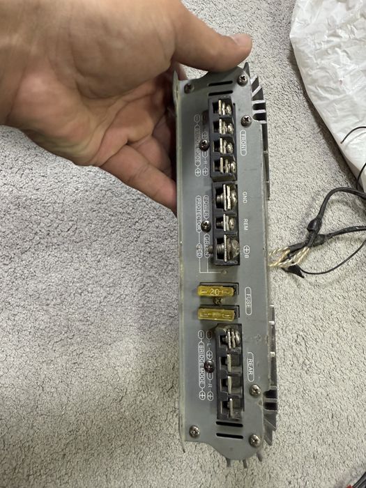 Продам буфер и усилитель (комплект) Pioneer champion series