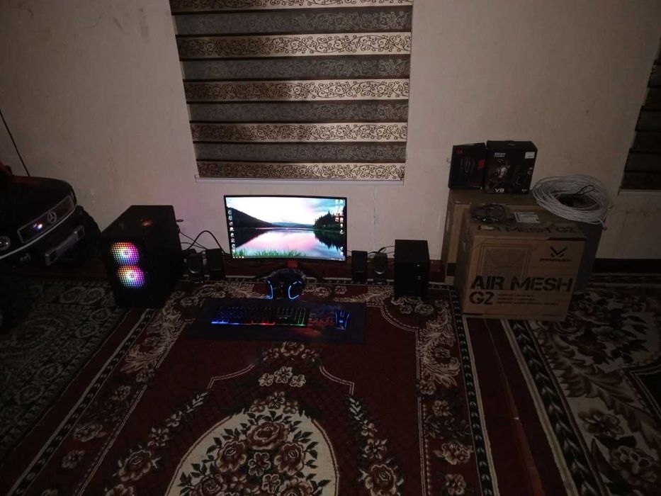 Комп кулай нархда сотилади!