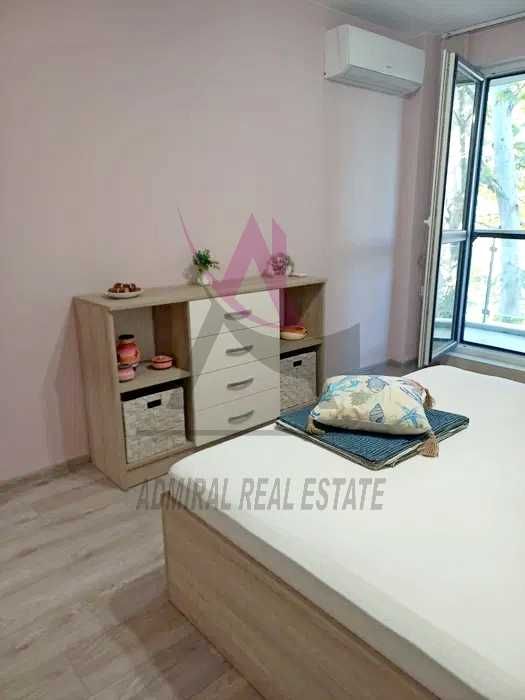 Дава се под наем Тристаен апартамент в Варна, Колхозен пазар - 86 кв.м за 525 € - Снимка #3