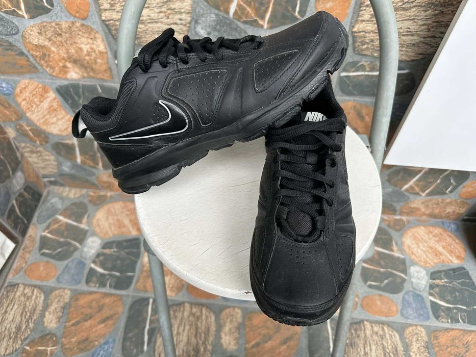Nike T-Lite класически мъжки маратонки