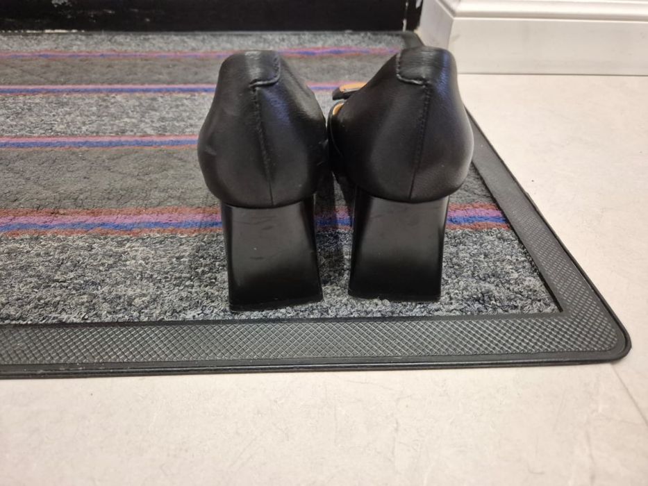 Продам туфли 36 рр