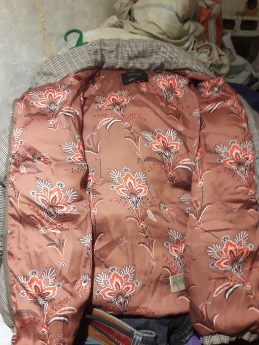 Продавам дамско зимно яке на Scotch & Soda