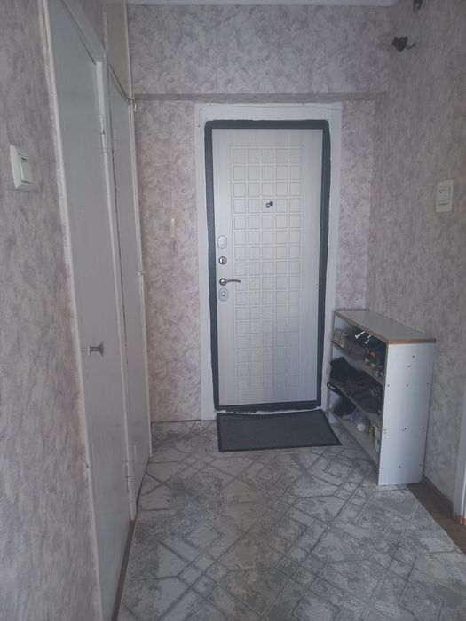 Продам 1-ую в Спутнике