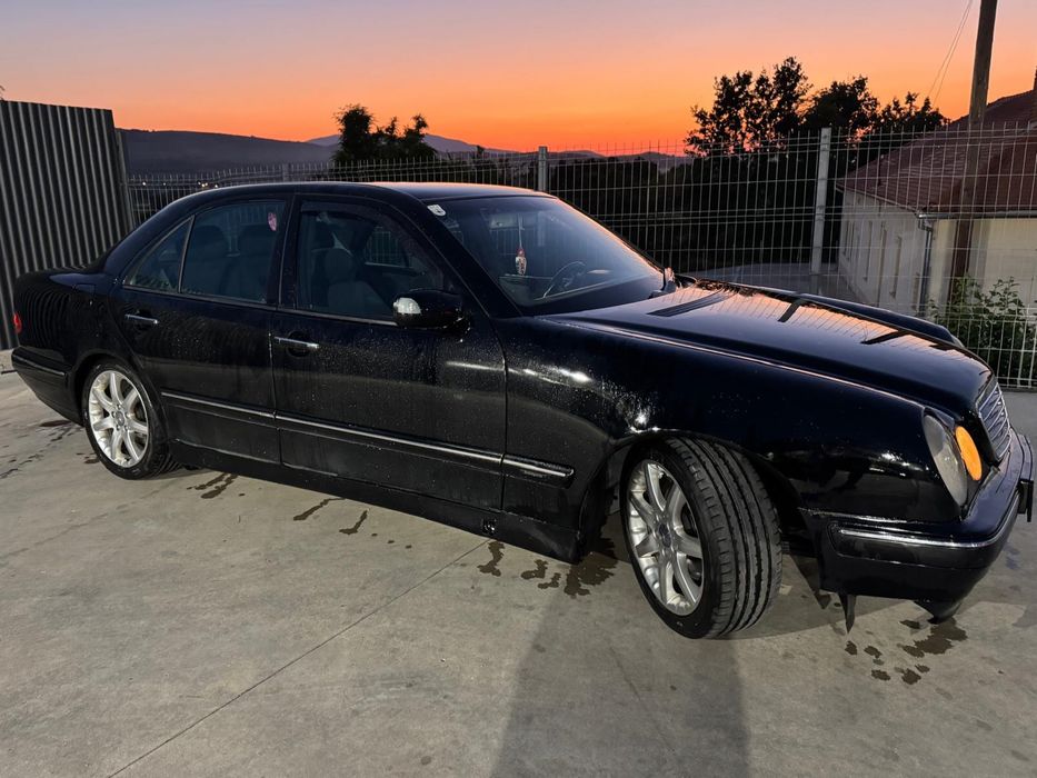 MERCEDES-BENZ E-Class 2001 — imagine 3