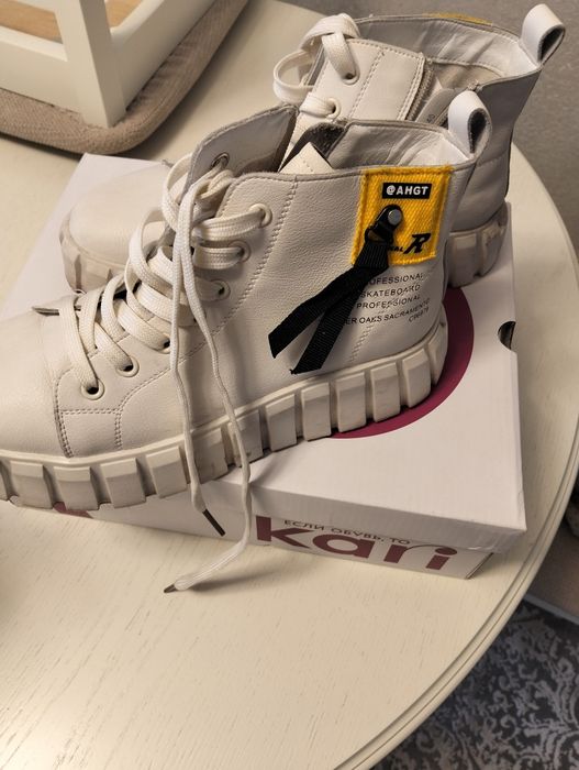 Продам женский обувь