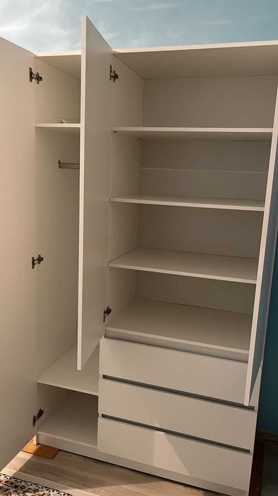 шкаф IKEA  спальный