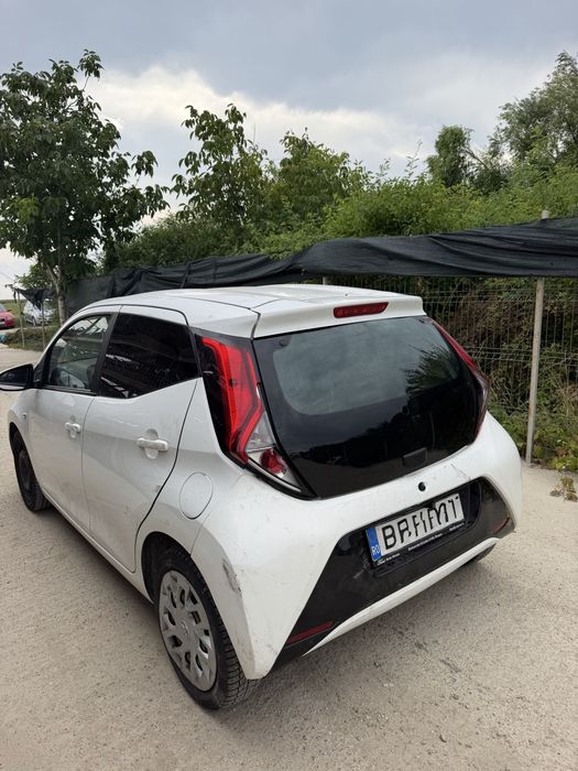 Toyota Aygo 2021 1.0 Benzina 130.000 KM usor avariat /avariate / lovit / lovite