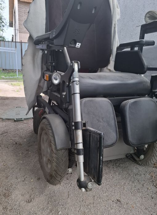 Продам инвалидную каляску