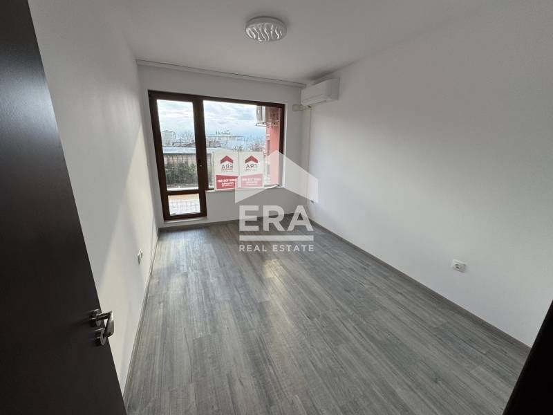 Продава се Тристаен апартамент в Варна, Погреби - 90 кв.м за 1723 €/кв.м - Снимка #11