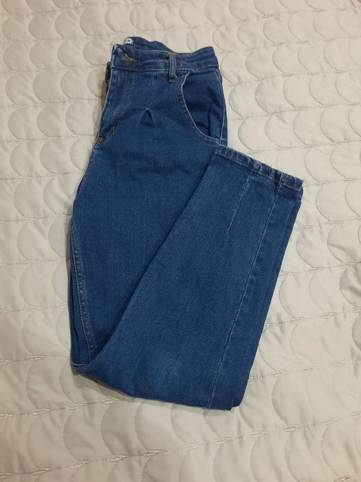 Дамски тъмносини дънки