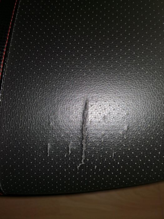 Продавам,
Геймърски стол ThunderX3 YAMA1