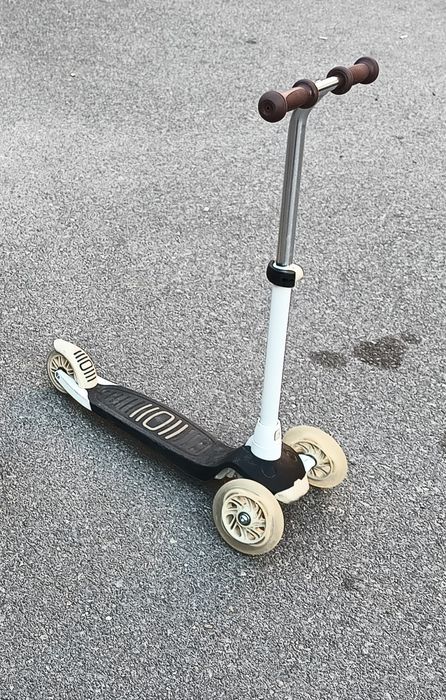 Детска тротинетка Oxelo с 3 колела светеща