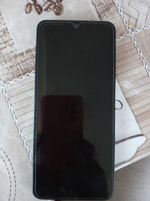 Vand redmi 14c  folosit ,are husa si folie ,dar fara incarcator