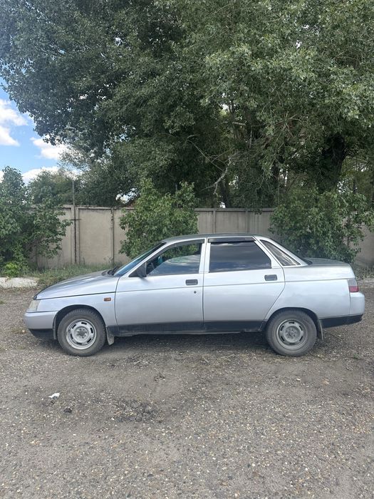 продам автомобиль ваз 2110