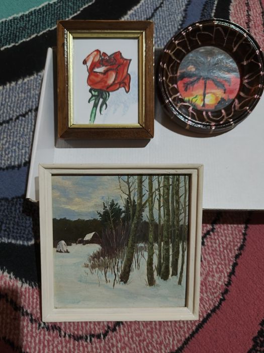 Продам много миниатюрных картин для вашего интерьера.