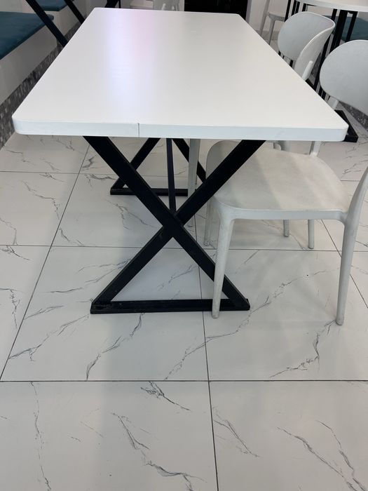 стол 60cm x1.20cm     60cm x60cm