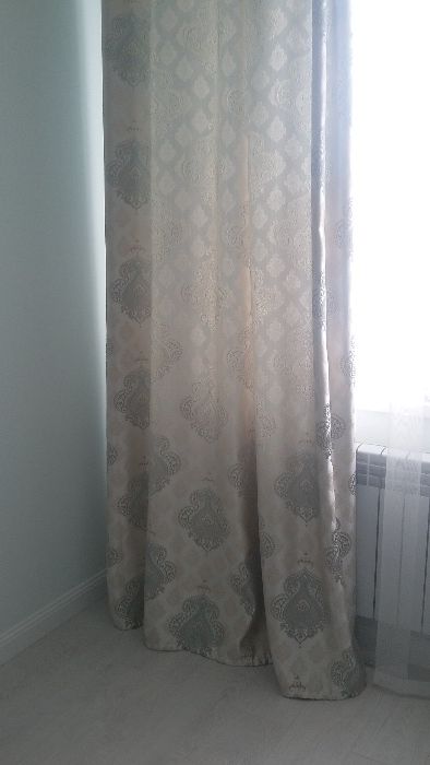 продам готовые шторы