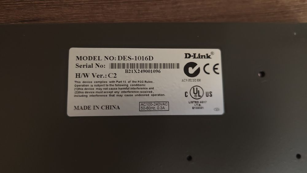 Продаю свитч switch D-Link