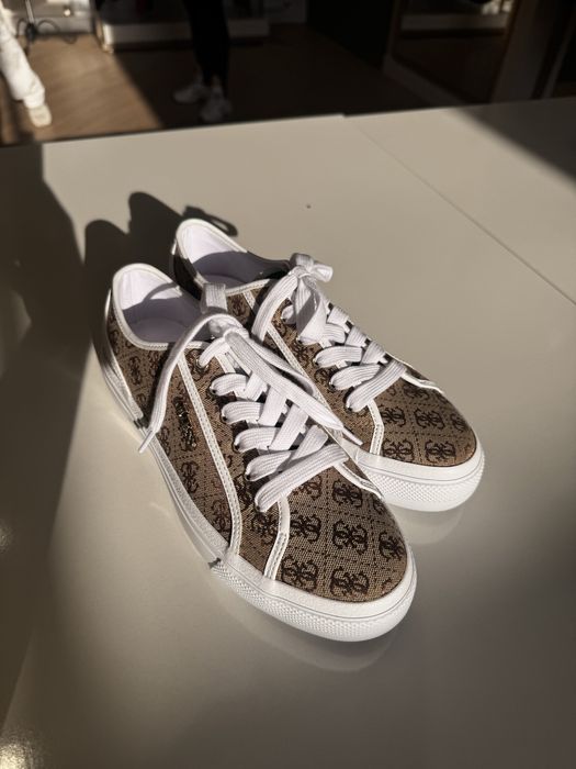 Кеды GUESS оригинал