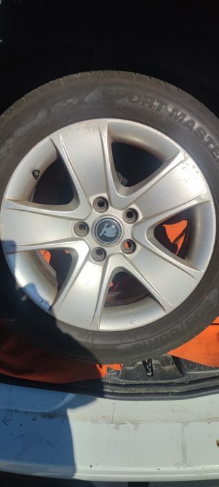 Vând anvelope de vara hankook