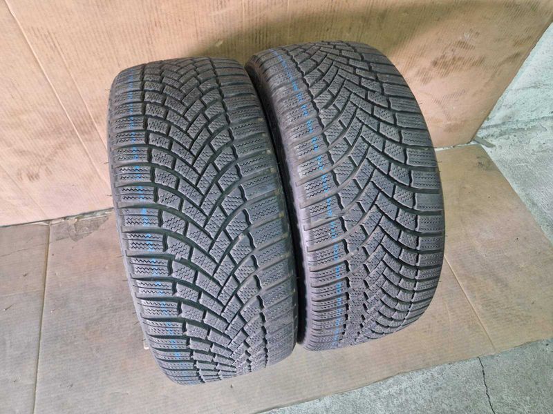 2 Bridgestone R18 225/40
зимни гуми 
DOT5119