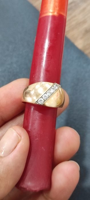 Продам золотое кольцо