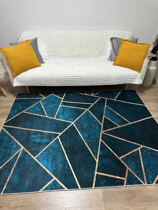 Килими страхтни модели