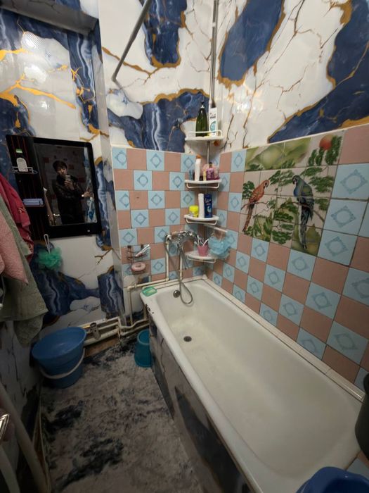 3 xonali 87 m2 3-qavat sotiladi