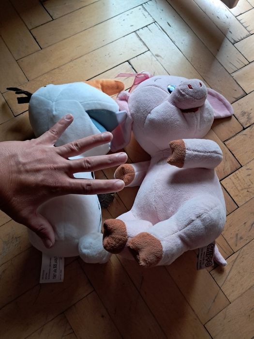 2 бр. плюшени играчки