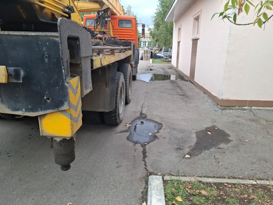 Продам Автокран Ивановец 25т