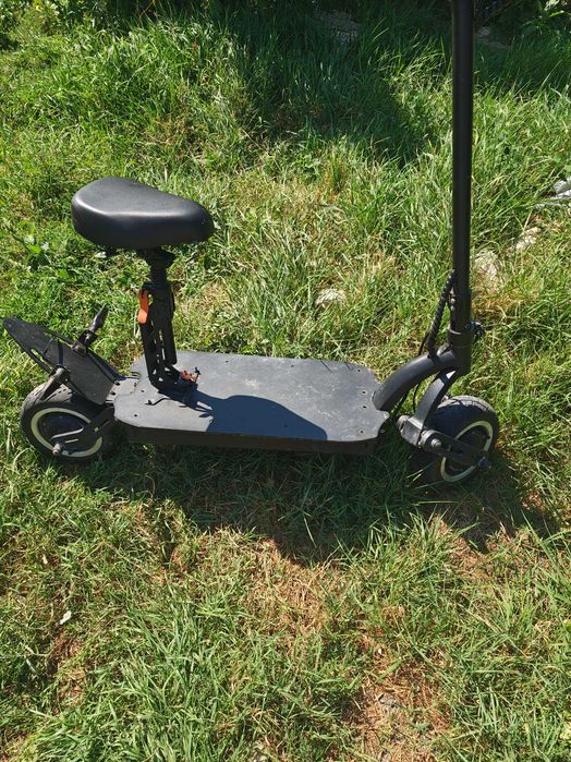 Trotineta electrică Dual moto (fără acumulator)