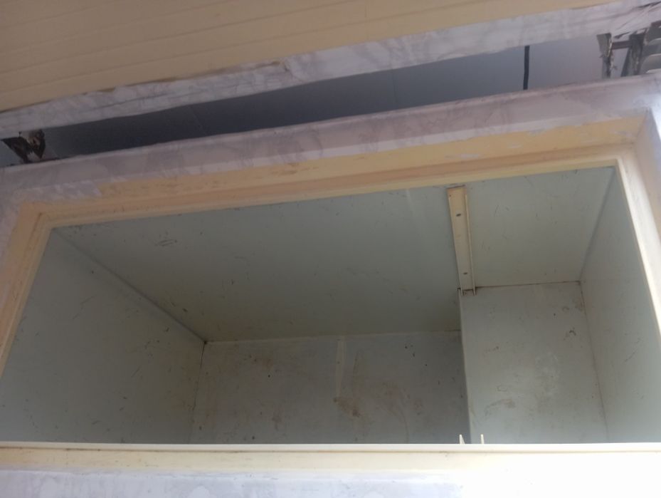 Продам морозильник работает