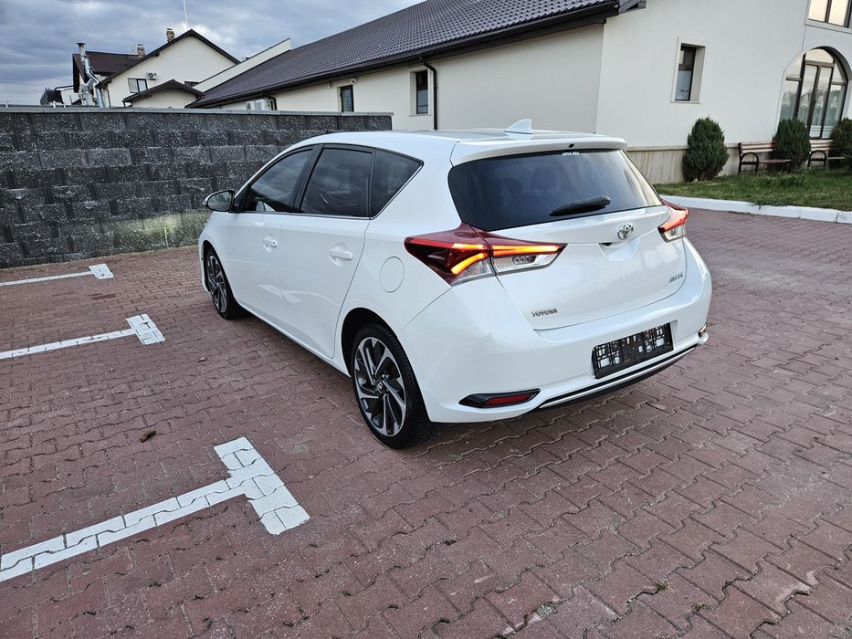 Toyota Auris 1.4 Diesel ~Euro 6~Full Led ~NAVI ~Alb Perlat
