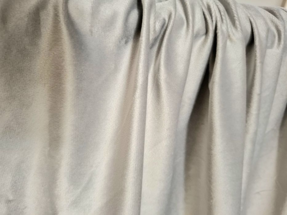 Новые Шторы серые велюровые