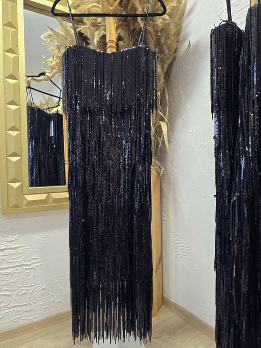 ZARA луксозни официални нови рокли