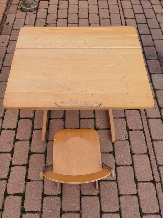 Masa cu scaun pentru copii