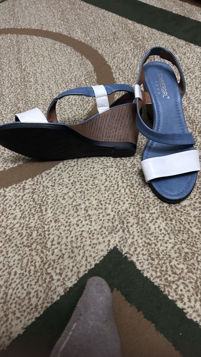 Женские туфли лодочки