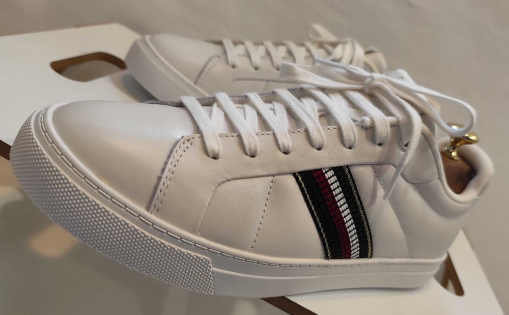Pantofi sport casual 41 premium Tommy Hilfiger piele naturala moale