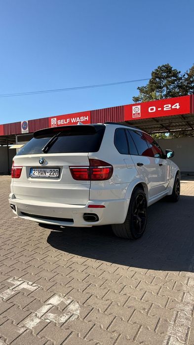 Vând BMW X5 E70 2013 3.0diesel