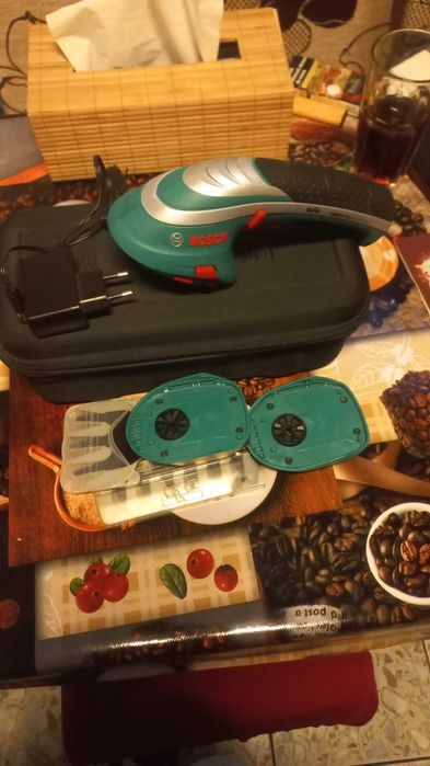 Foarfeca de tuns Bosch