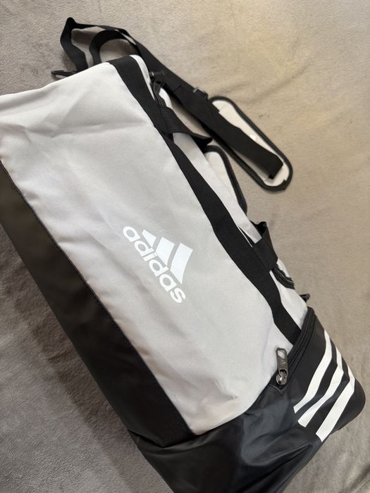 Geanta sport Adidas new noua unisex