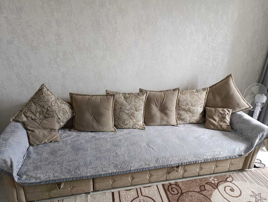 продам диван  и стол