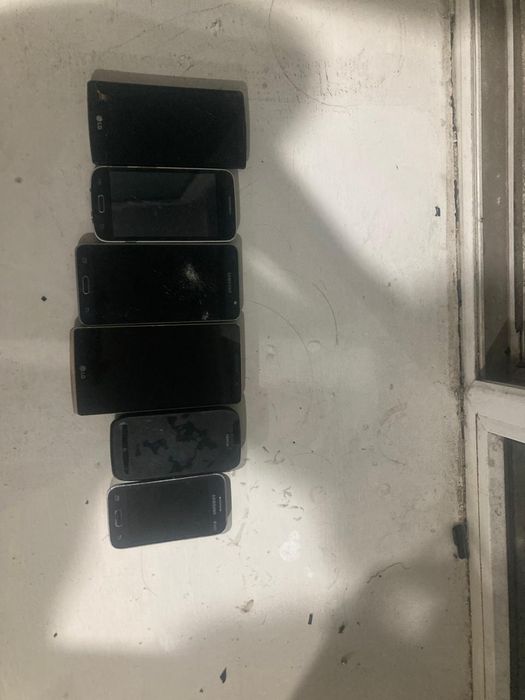 Продам заданию крышку от  iPhone 6