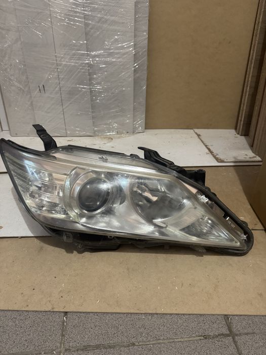 Фара камри 50 правый