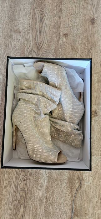 Боти с камъни, луксозни