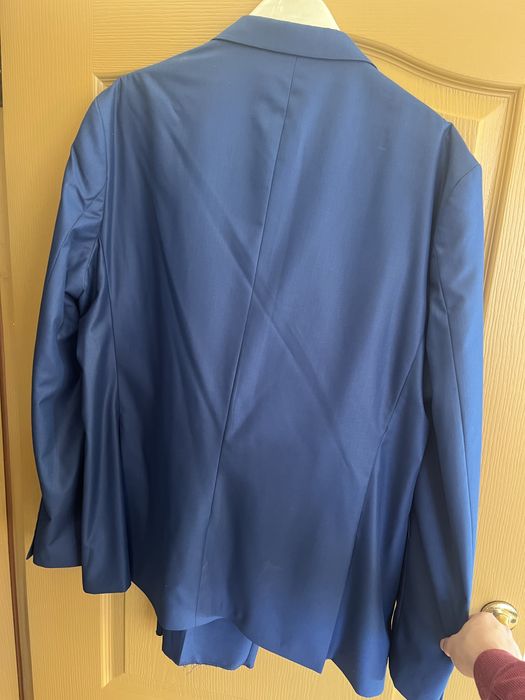 Официален костюм от ателие