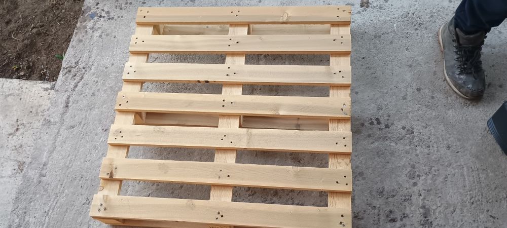 Нови дървени палета