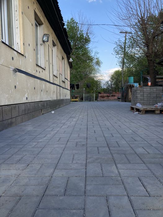 Укладка брусчатки (тратуарной плитки)