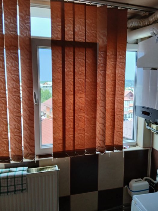 Vând apartament cu 3 camere tg jiu