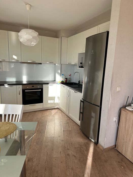 Дава се под наем Тристаен апартамент в Варна, Бриз - 110 кв.м за 700 € - Снимка #1